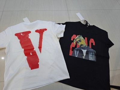 VLONE FRIENDS - T-shirt — photo 3