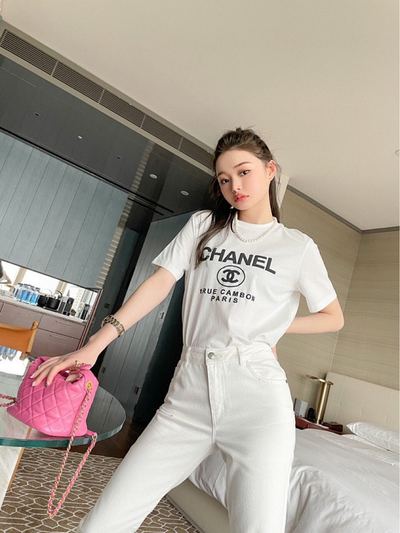 CHANEL - T-shirt — photo 2