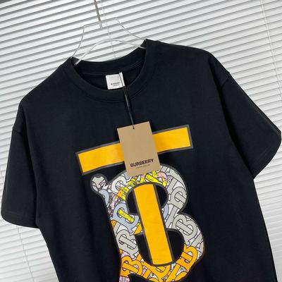 XS S M L Gucci Burberry — photo 5