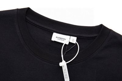 XS S M L Gucci Burberry — photo 2