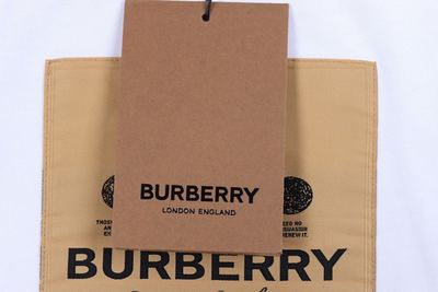 XS S M L Gucci Burberry — photo 2