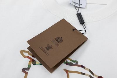 XS S M L Gucci Burberry — photo 2