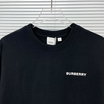 XS S M L Gucci Burberry — photo 3