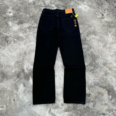 H703 — photo 2