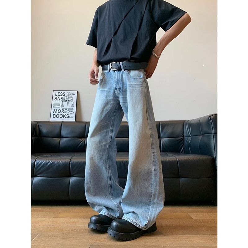 Wide-leg Jeans — style #203375422